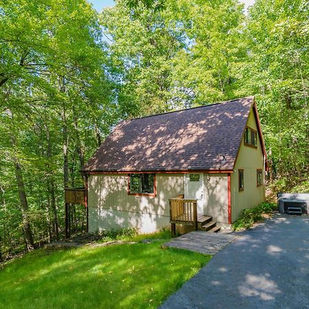 Modern Chalet Cabin W Hot Tub, Deck&Grill, & Wifi! Inwood 外观 照片